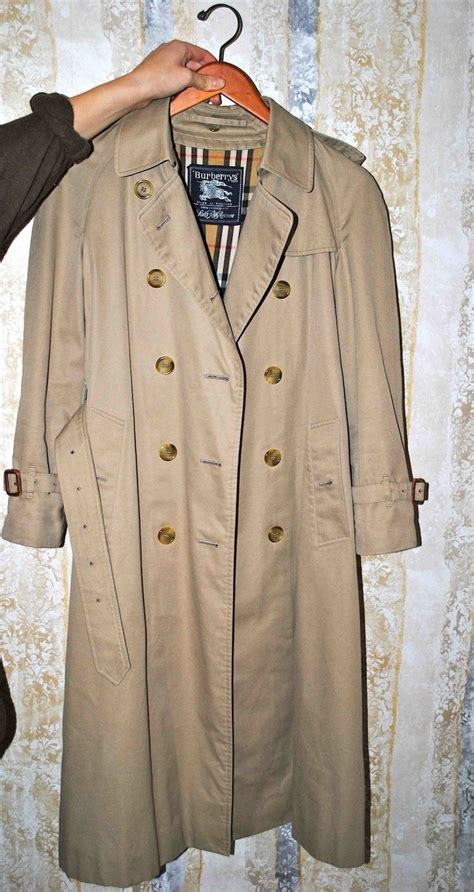 vintage burberry trenchcoat